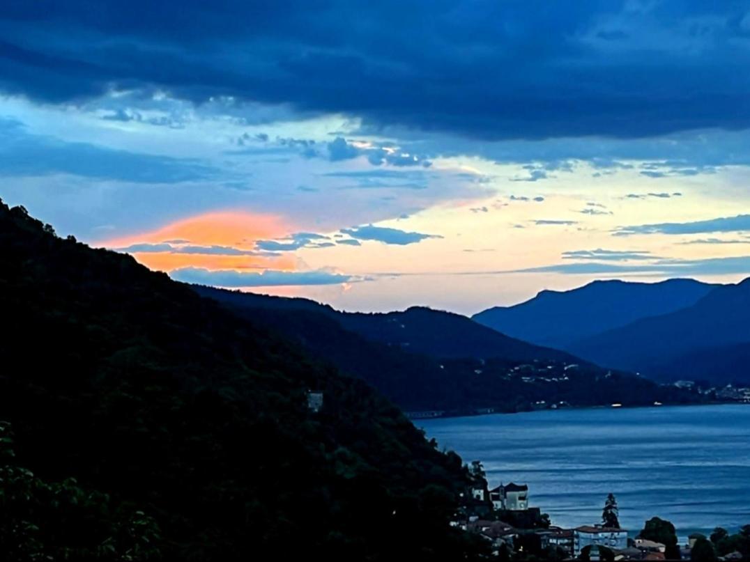 Sole & Lago-lake Apartment Maccagno